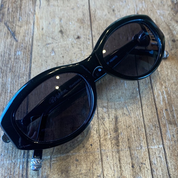Brighton Accessories - Brighton Elegant Black Sunglasses